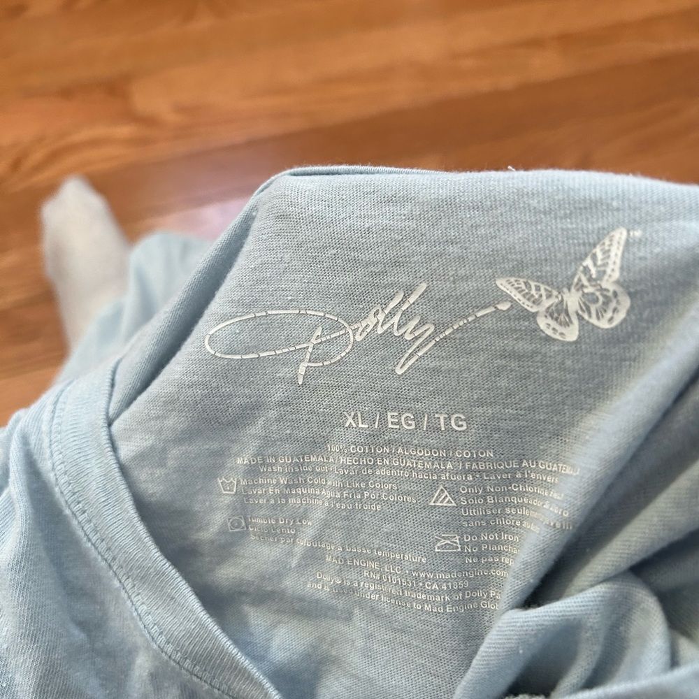 Dolly Parton Tshirt - Picture 3 of 3